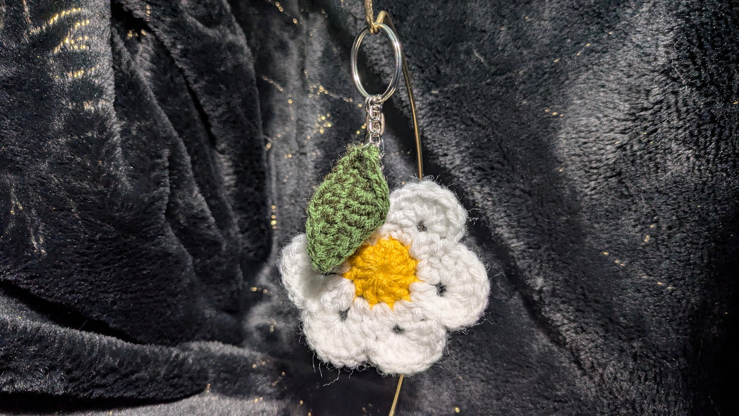 Daisy bag charm