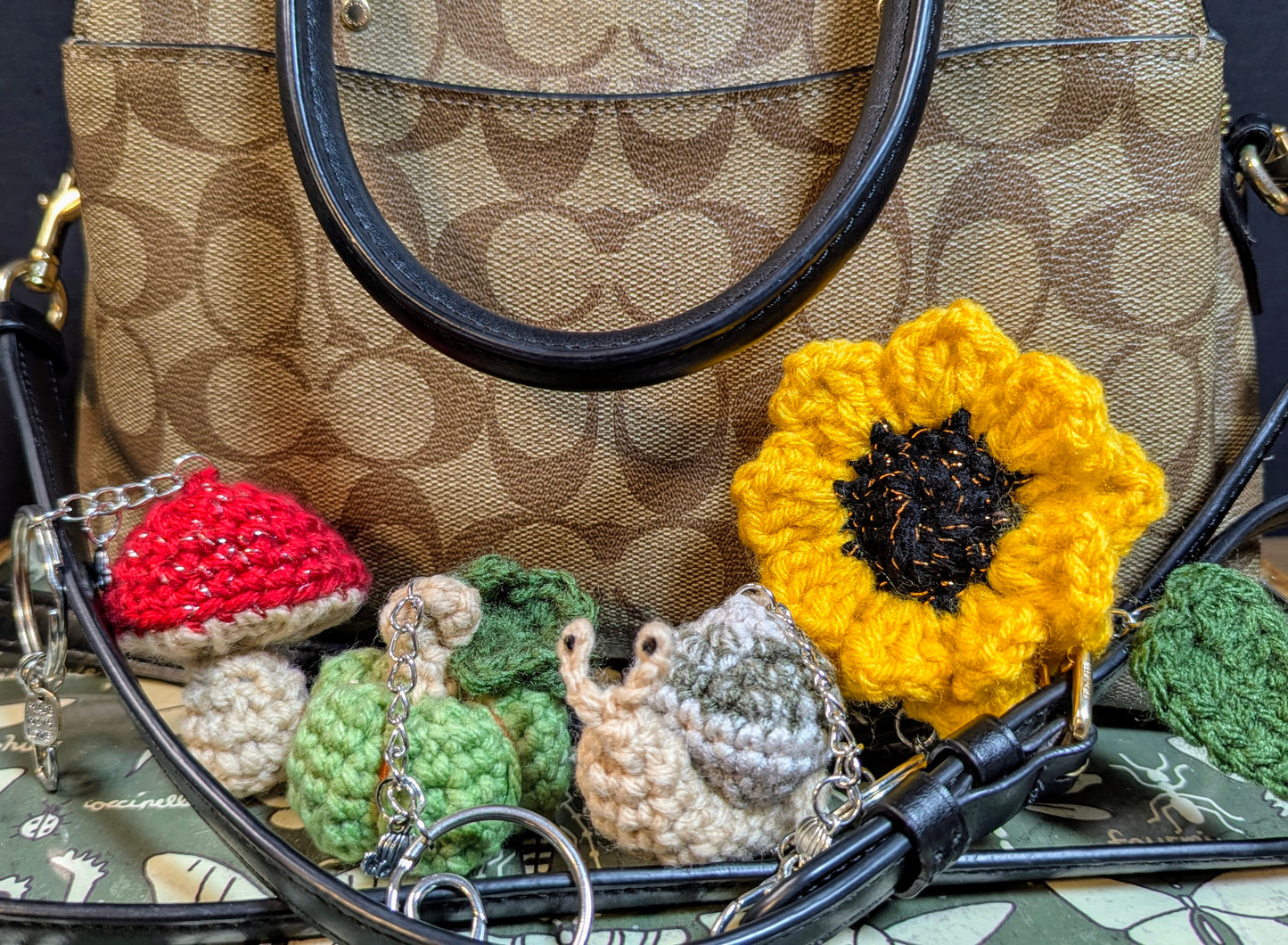 π Enchanted Harvest Snail Charm