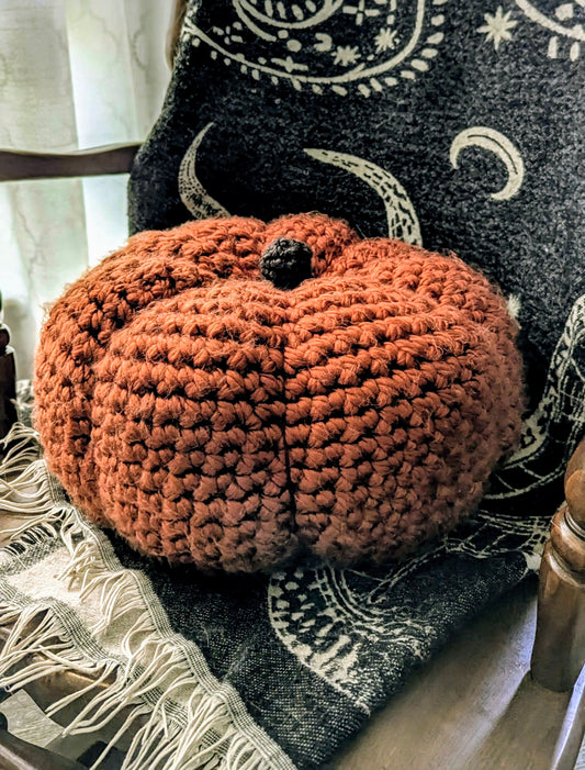 Cozy Autumn Crochet Pumpkin – Large
