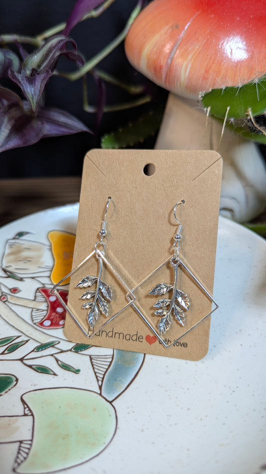 Dainty Leaf Earrings